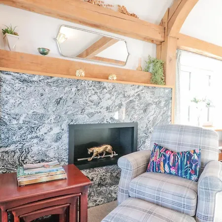 Hilltop House 파일리