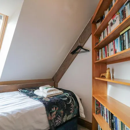 호텔 Hilltop House *