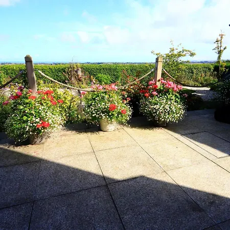 호텔 Hilltop House *