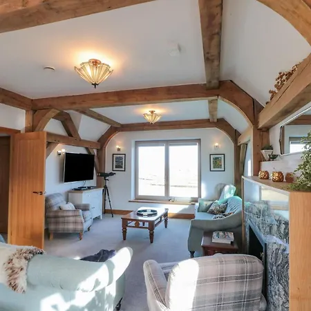 Hotel Hilltop House