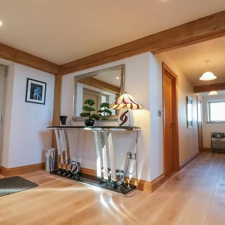 Hilltop House *